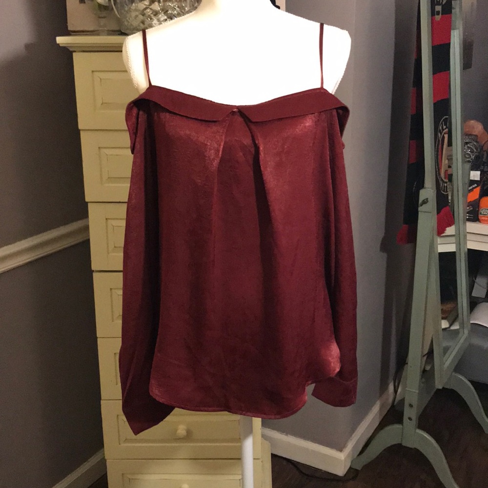 Anthropologie En Elly Maroon Top M NWOT